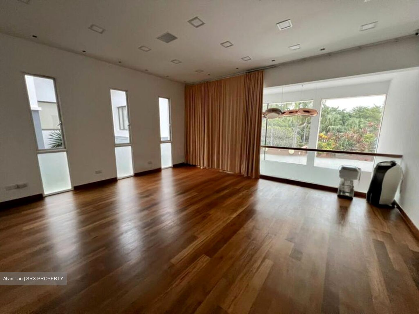 Paradise Island (D4), Detached #485217101